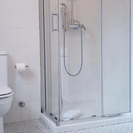 Apartament Tile House